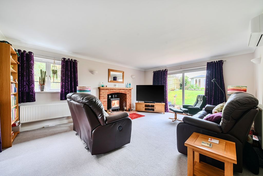 Property photo 3 of 13