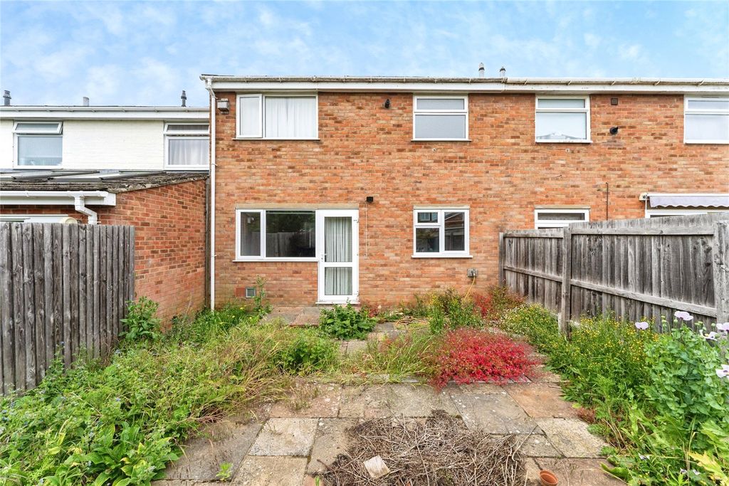 Property photo 3 of 19 Picture No. 04