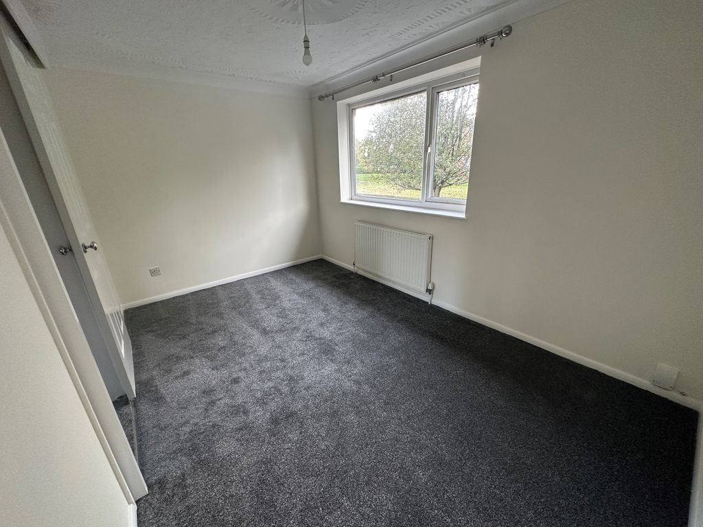 Additional image 8 of 2 bed property to rentHooke Close, Poole BH17