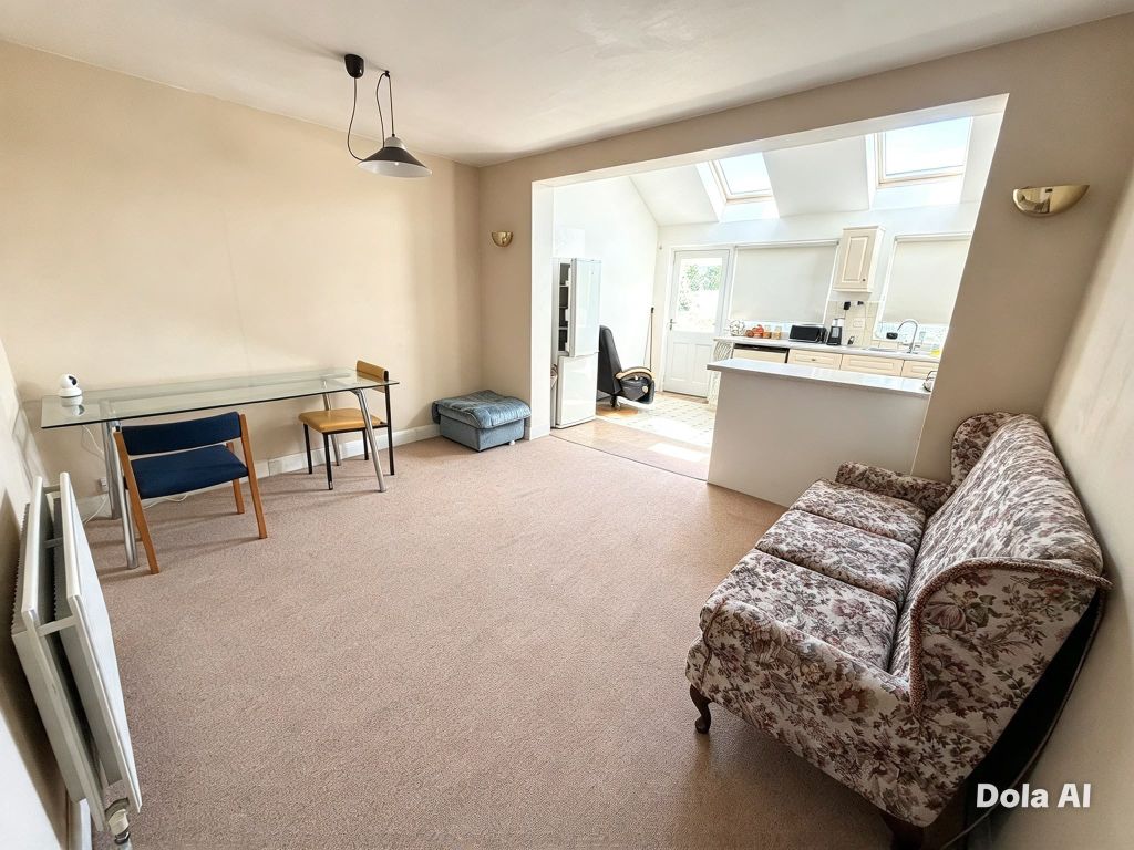 Property photo 3 of 13 Gallery