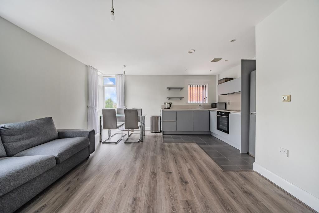 Property photo 3 of 12 Kitchen/Reception Room
