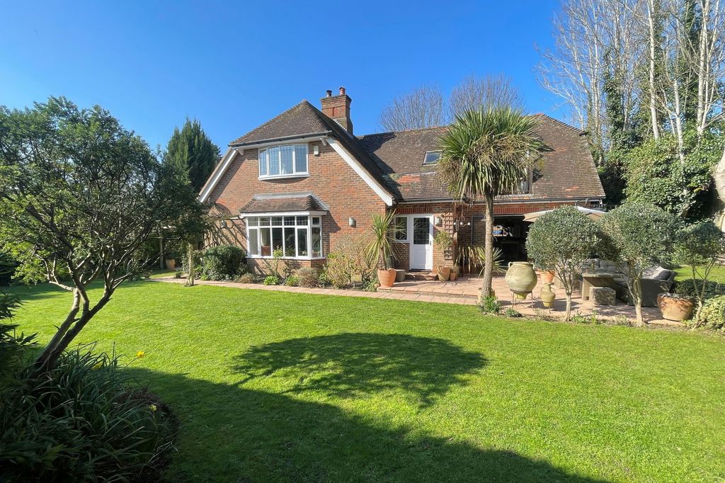 Property photo 3 of 67