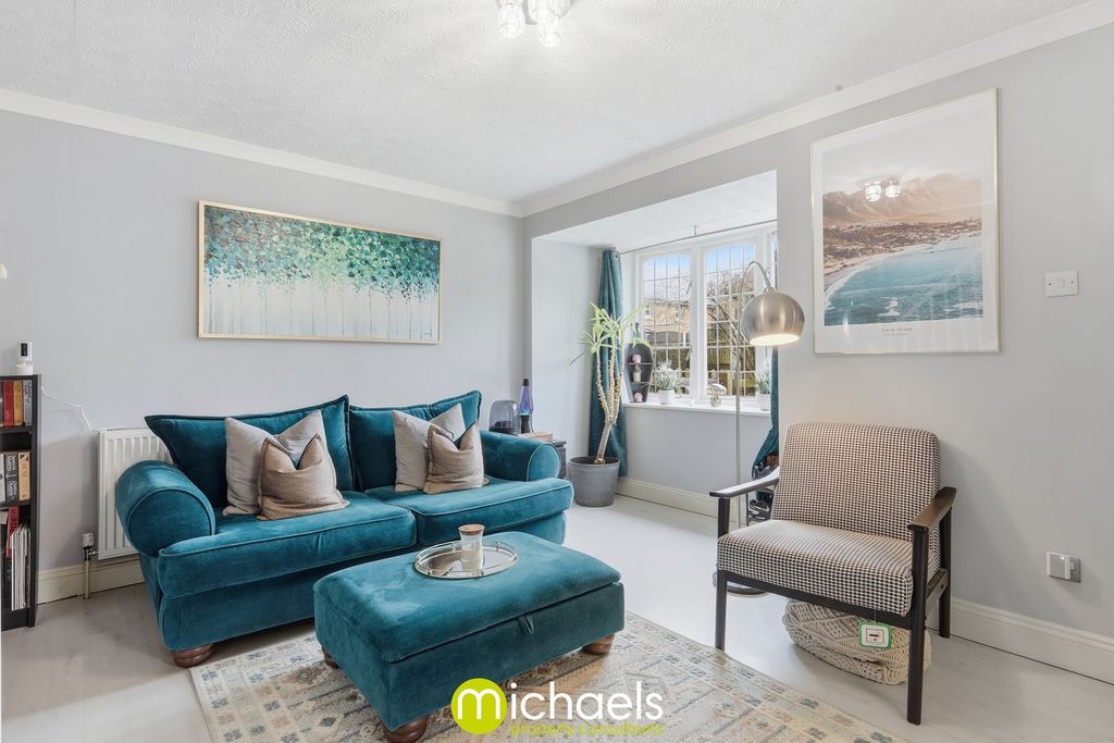 Property photo 3 of 18