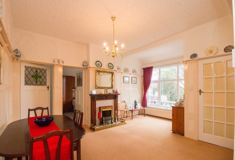 Property photo 2 of 24 14 High View Road
