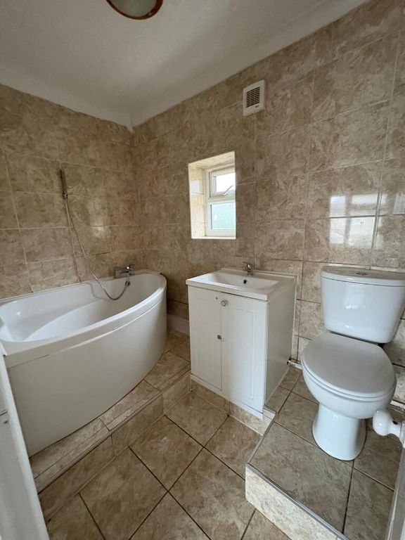 Property photo 3 of 22 Gallery