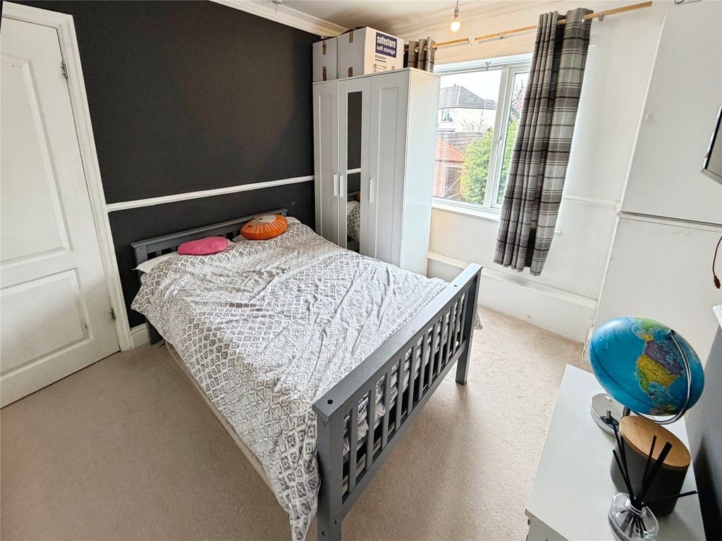 Property photo 2 of 9 Picture No. 03