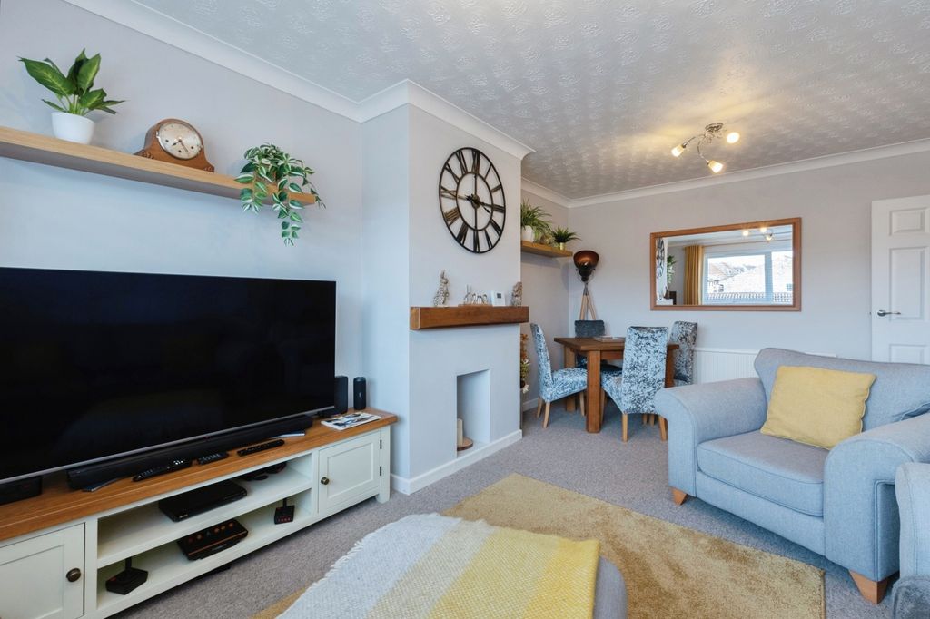 Property photo 3 of 15 Reception Room