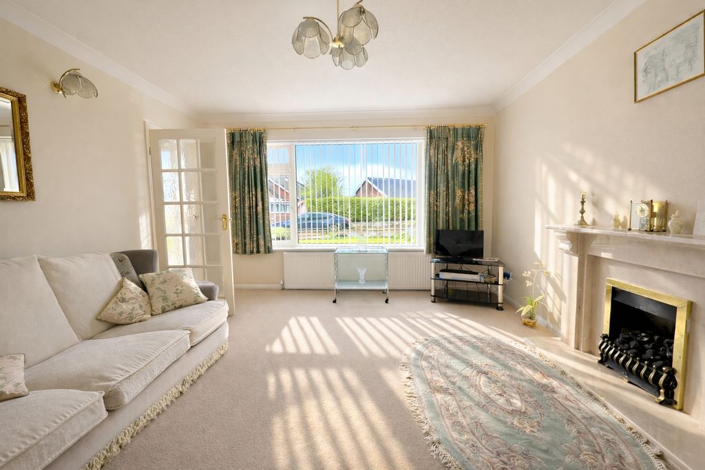 Property photo 3 of 21 Picture No. 08