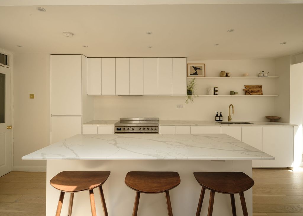 Property photo 1 of 51