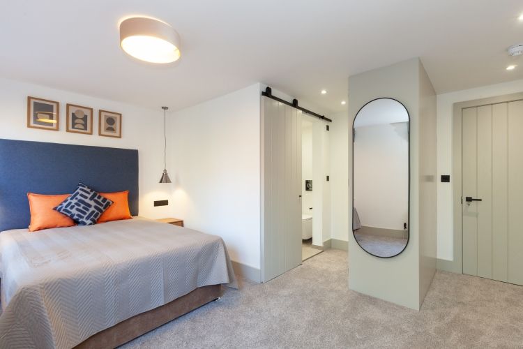 Property photo 1 of 6 237084