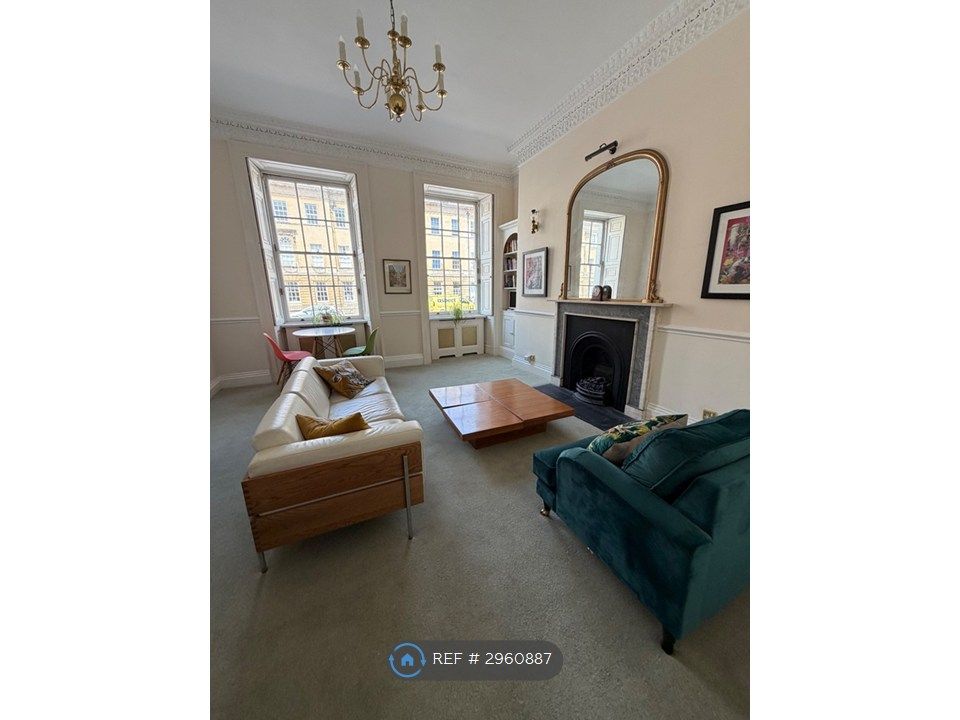 Property photo 1 of 3