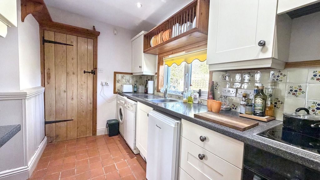 Property photo 3 of 29