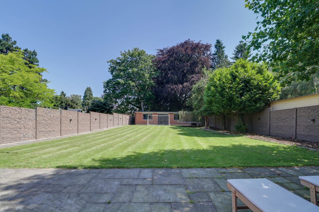 Additional image 28 of 7 bed detached house for saleLondon Road, Luton LU1