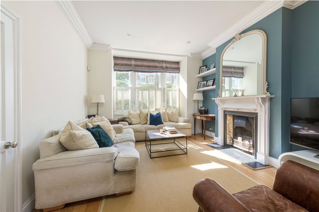 Property photo 2 of 11 Reception