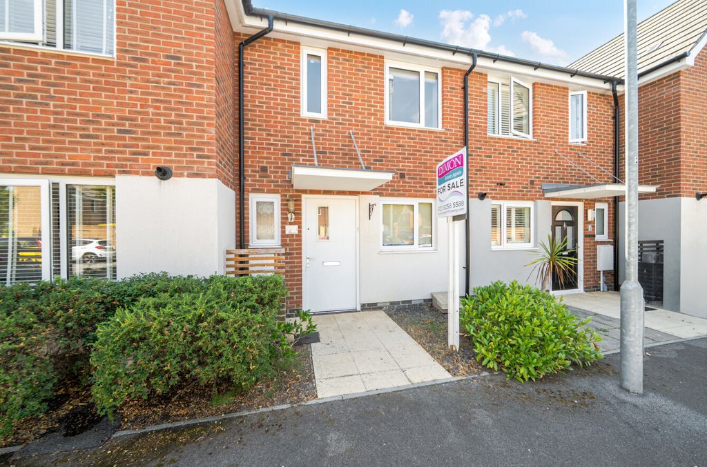 Property photo 1 of 11 1-6A6B63E30B429-1...