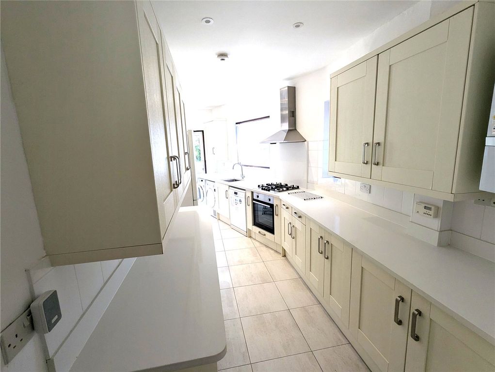 Property photo 2 of 10 Picture No. 57