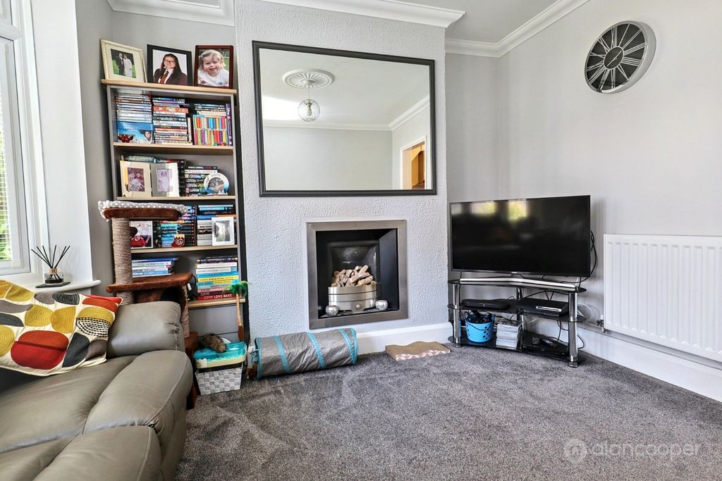 Property photo 3 of 28 5107514