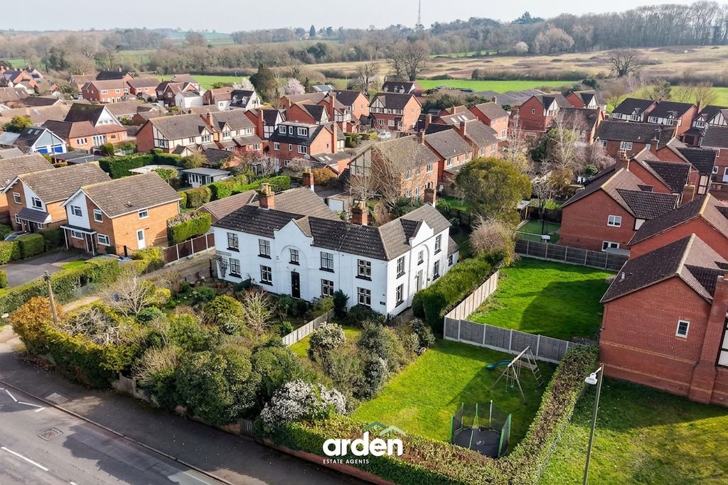 Property photo 2 of 15