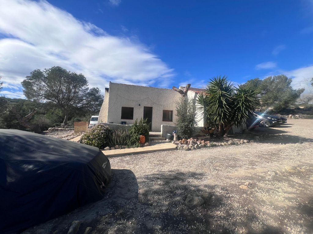 Property photo 1 of 22