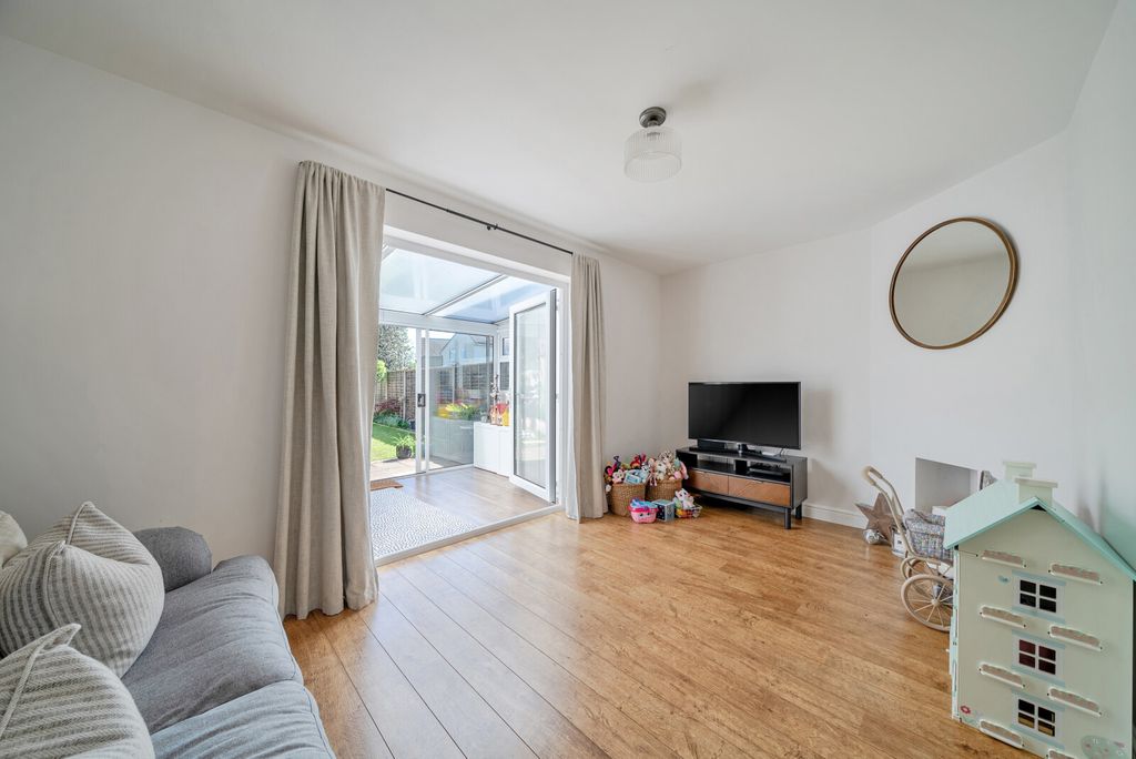 Property photo 2 of 24 1-69F9c412007c0-1...