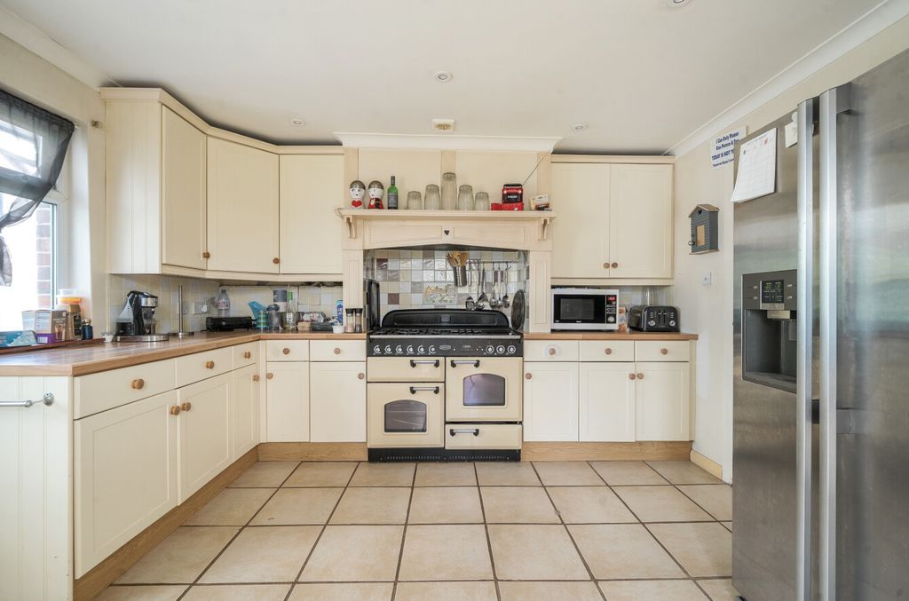 Property photo 3 of 13 1465756-15-6A108B...
