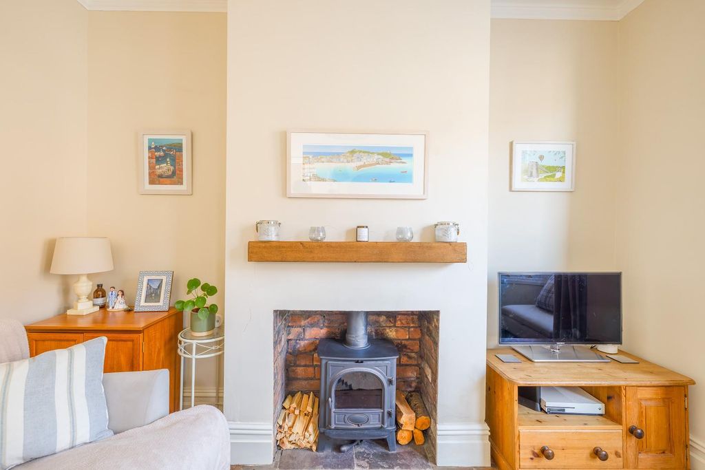 Property photo 3 of 27 014A7176-Hdr.Jpg