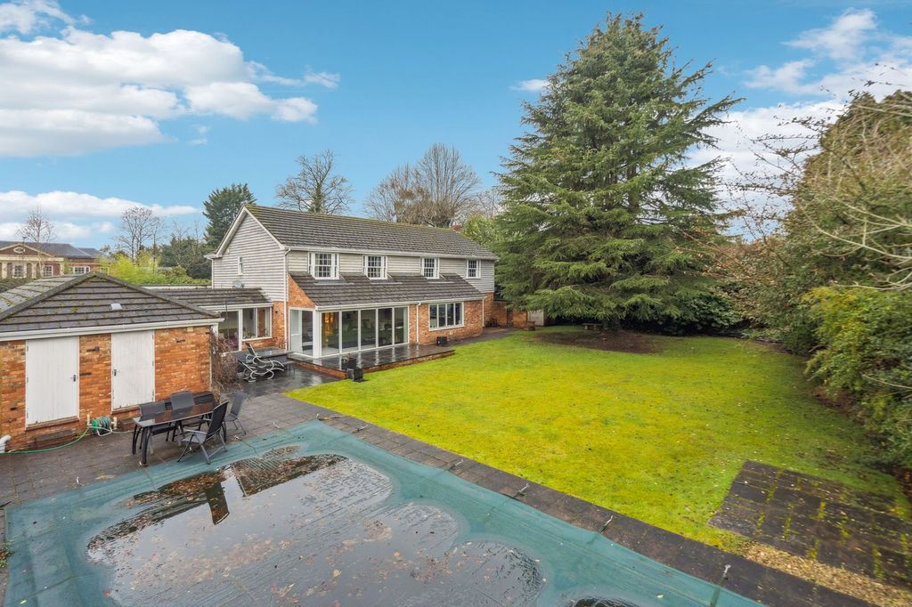Property photo 1 of 19