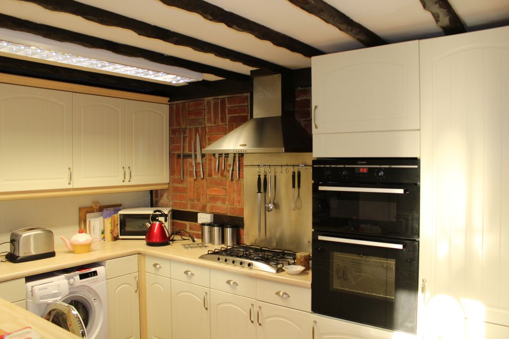 Property photo 2 of 14