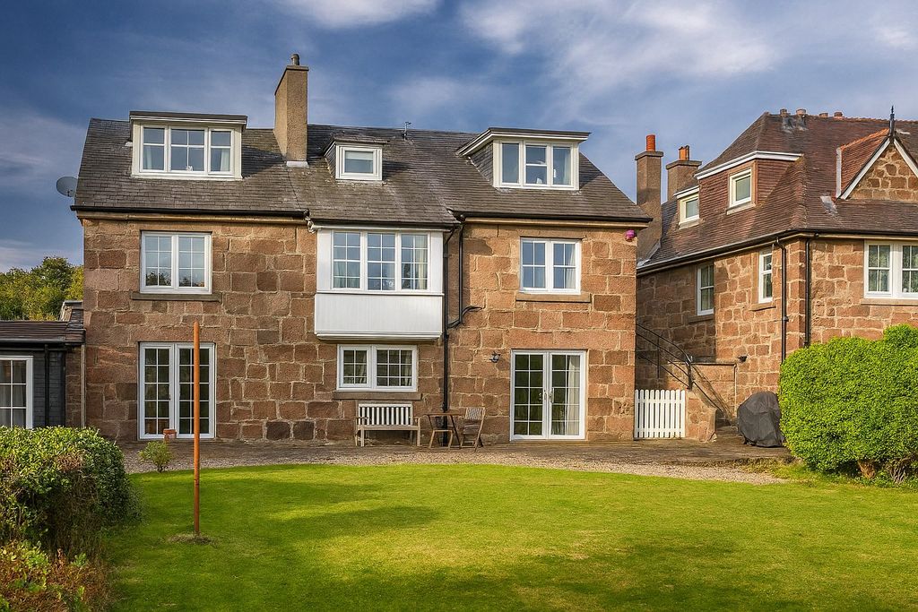 Property photo 1 of 12 Rear Elevation