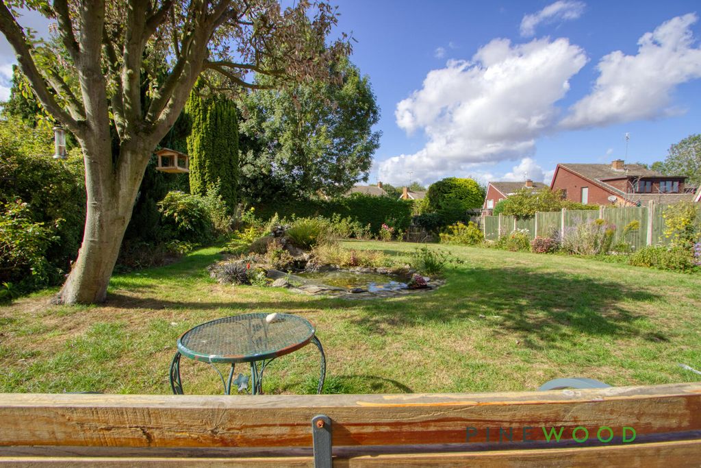 Property photo 3 of 33 Rear Garden