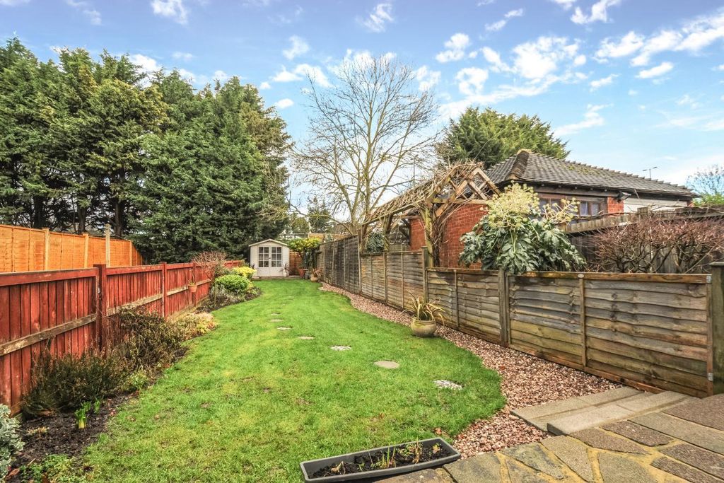 Property photo 3 of 11 Garden