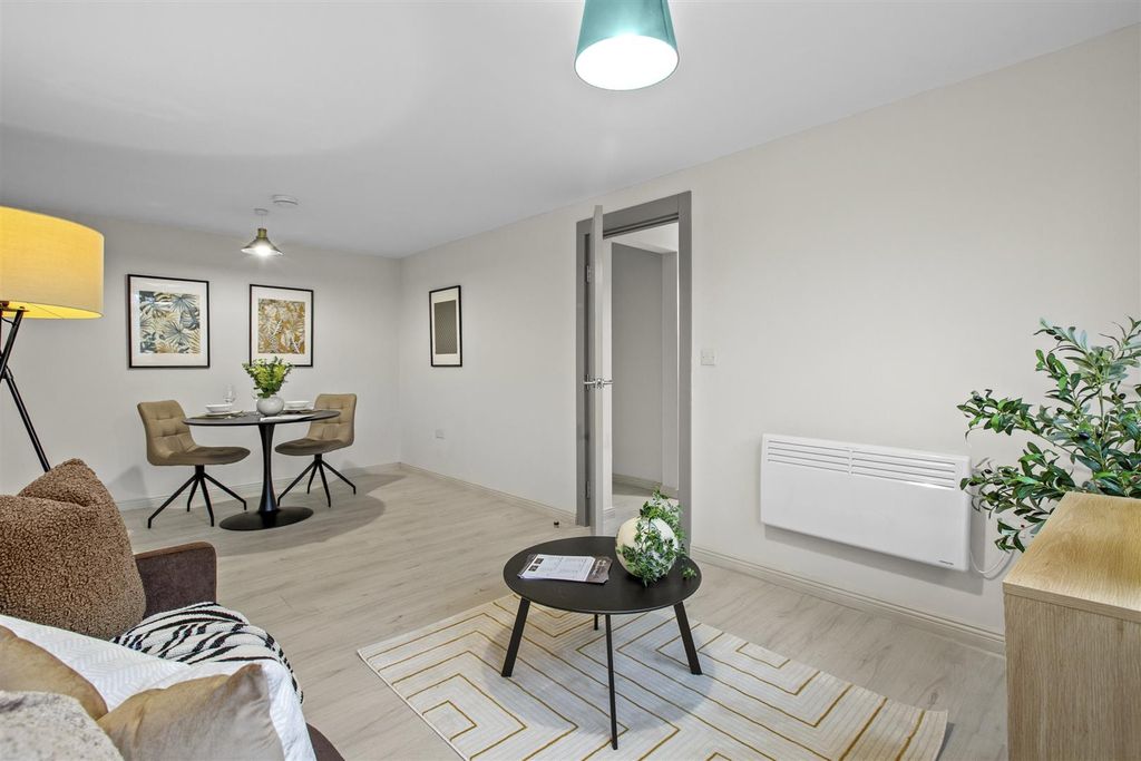 Property photo 3 of 7 Reception Room