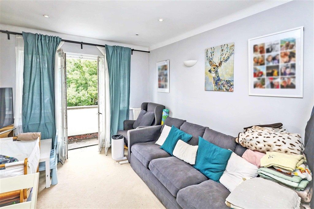 Property photo 3 of 5