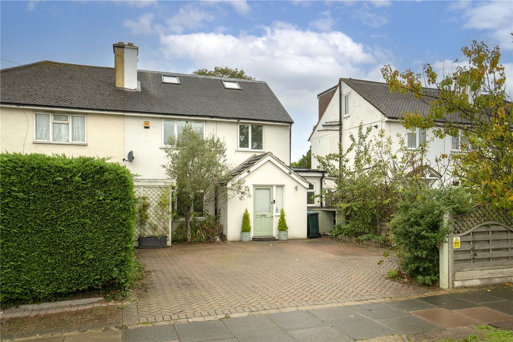 Property photo 1 of 18 Picture No. 17