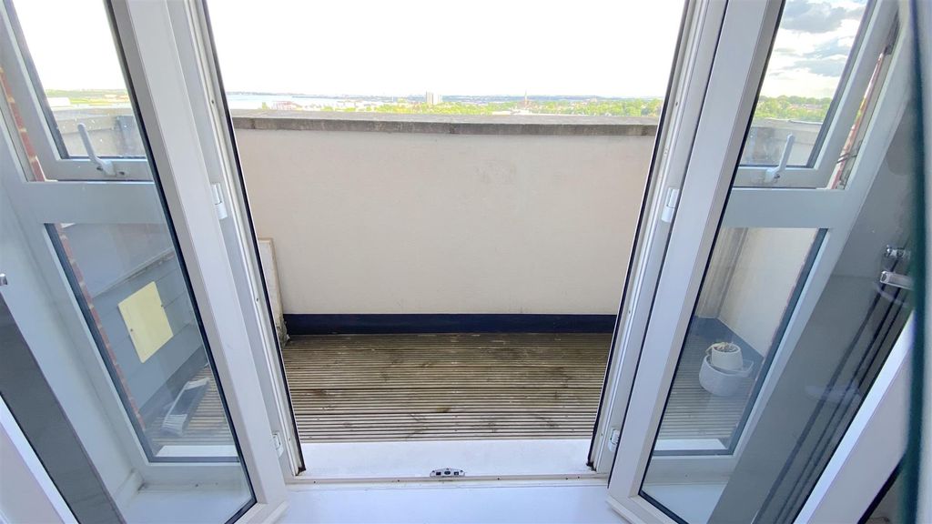 Property photo 3 of 21 Balcony.Jpeg