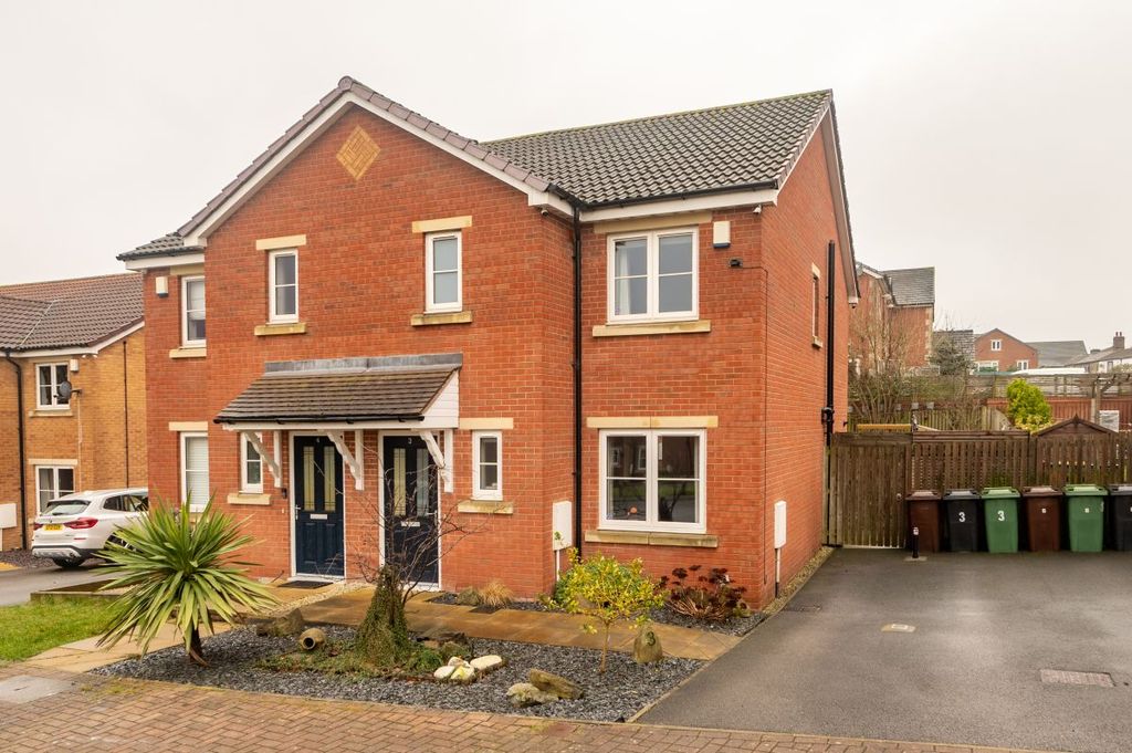 Property photo 1 of 23