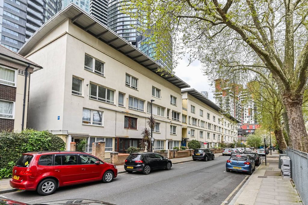 Property photo 2 of 6