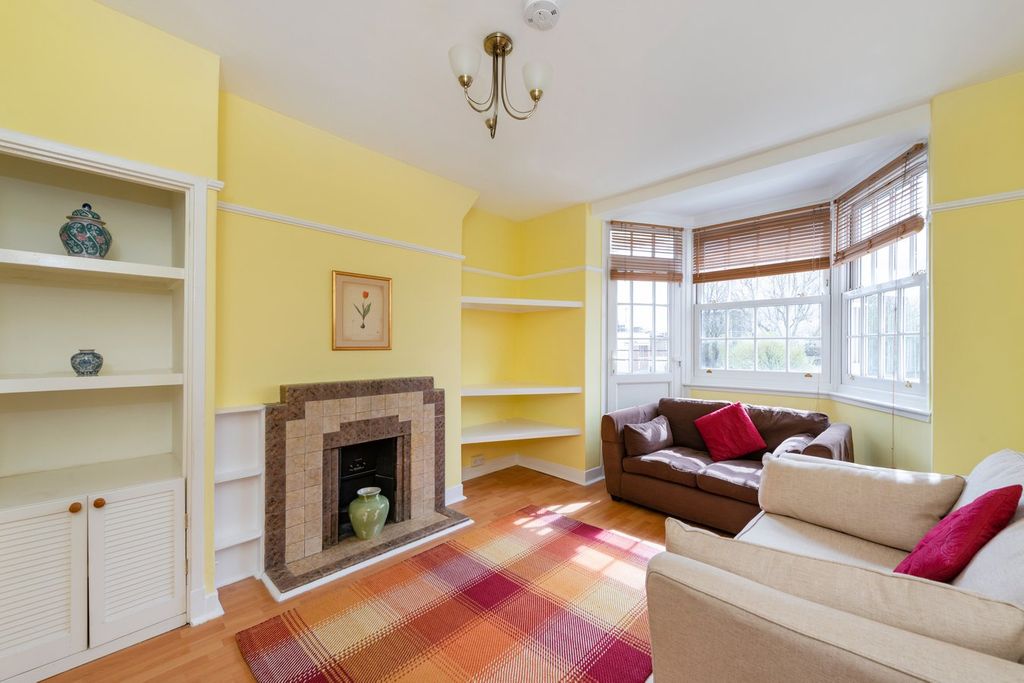 Property photo 1 of 6