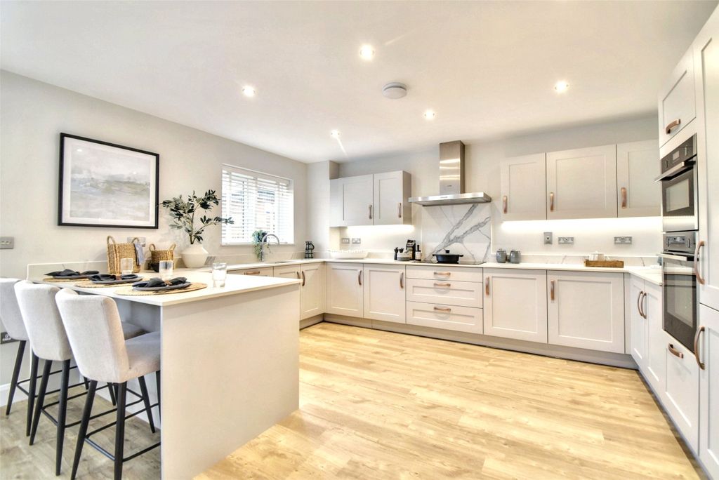 Property photo 2 of 18 Show Home Image