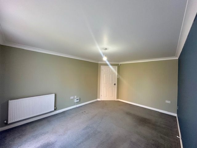 Property photo 2 of 13 Image