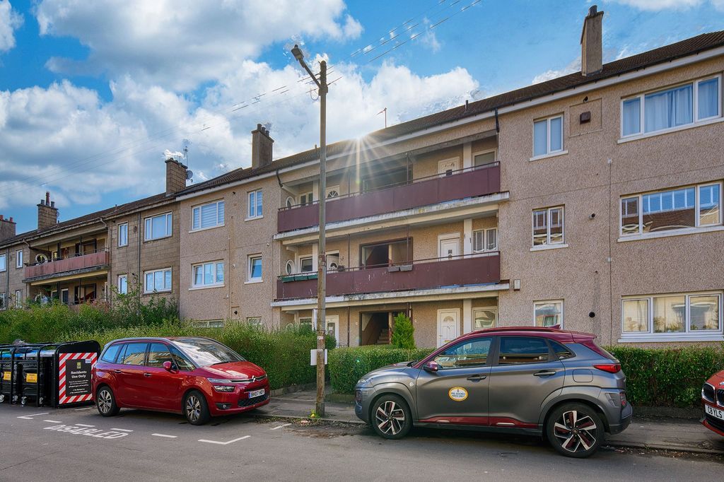 Property photo 2 of 22