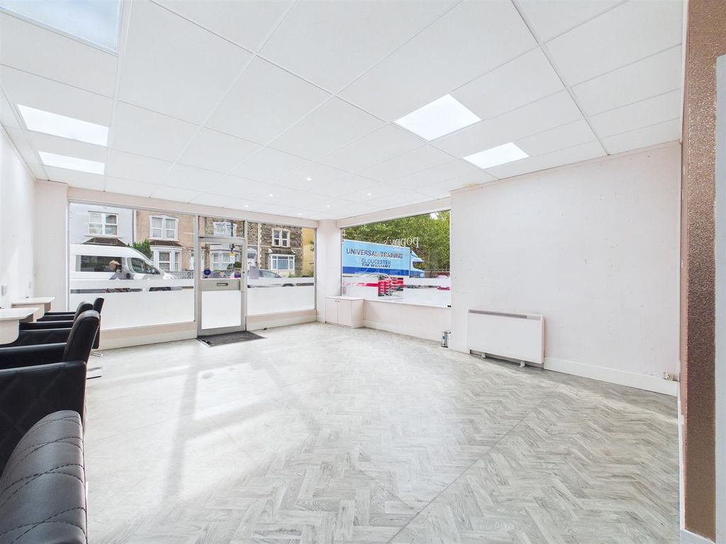 Property photo 2 of 15 3 - Shop &amp; 2 Bed Flat In Fishponds.Jpg