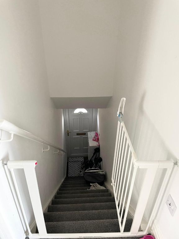 Property photo 3 of 7
