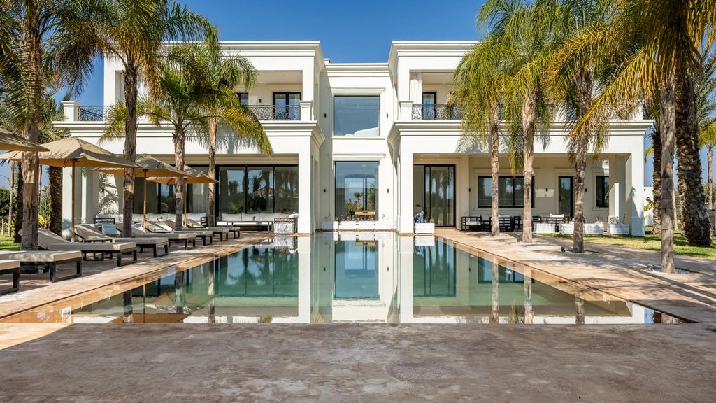 Property photo 1 of 42