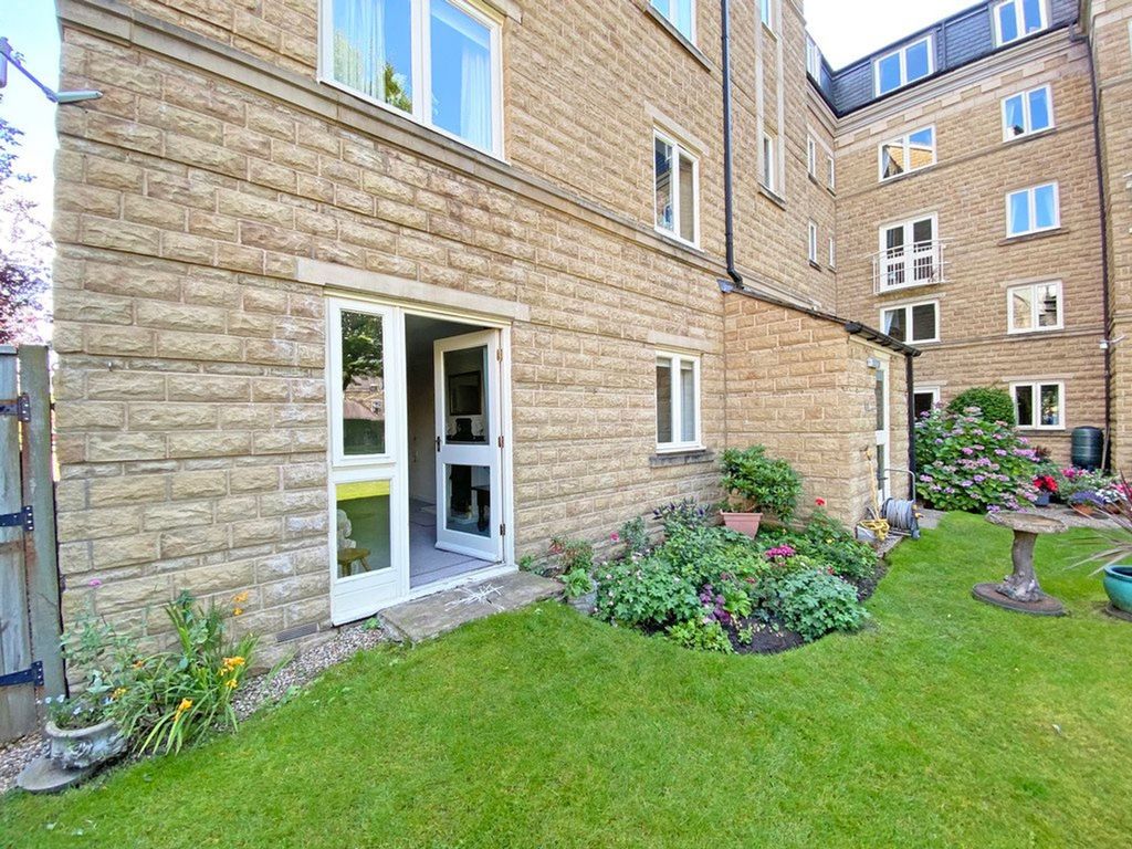 Property photo 2 of 8