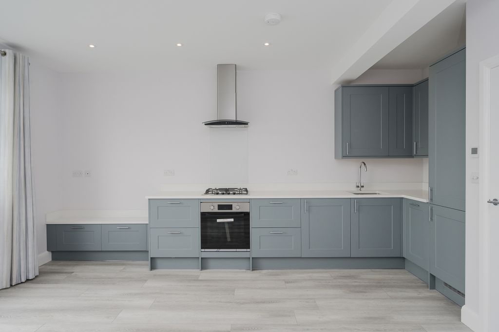 Property photo 1 of 11 Kitchen Copy