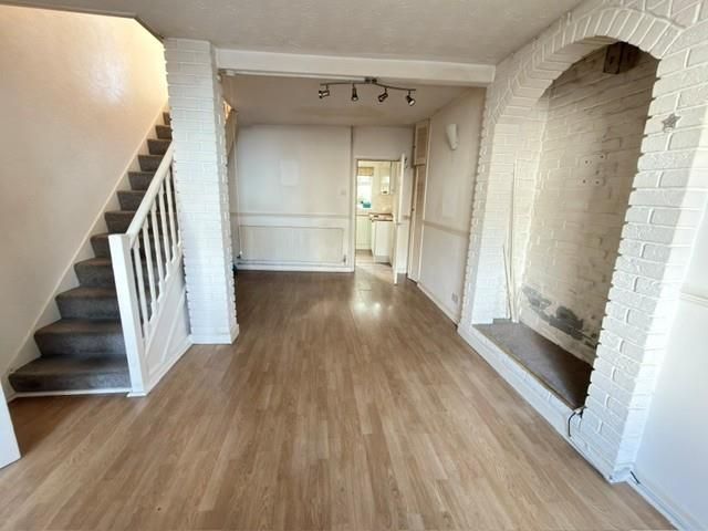 Property photo 3 of 11 Living/Dining Room