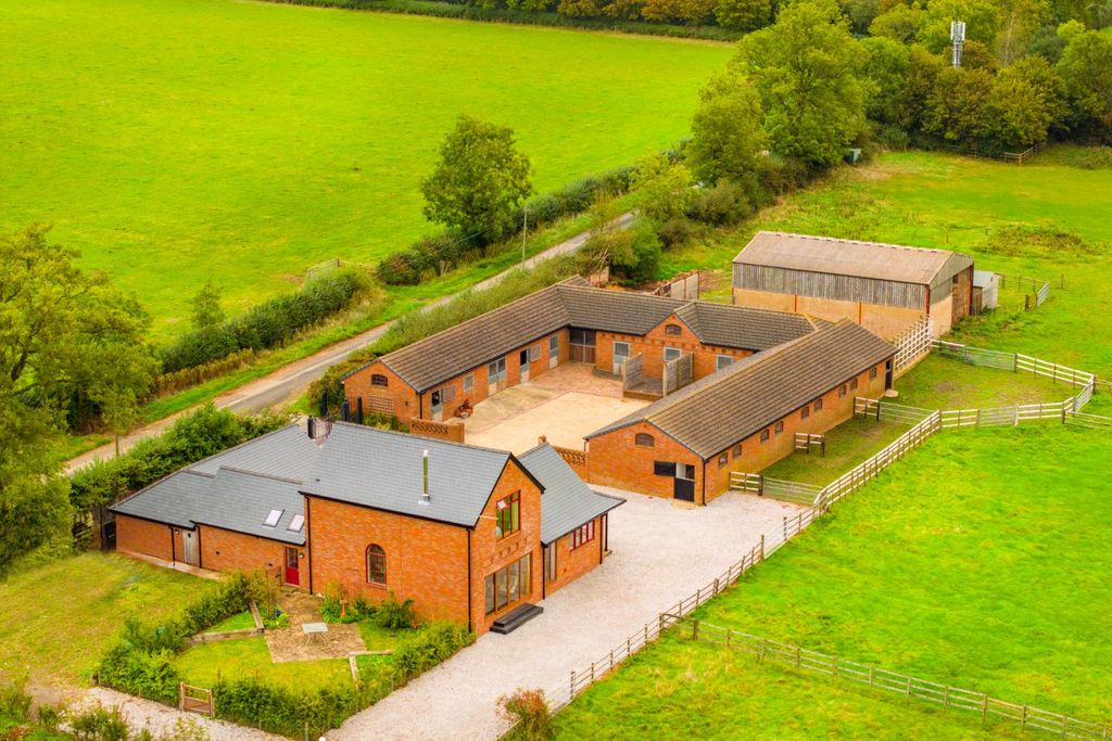 Property photo 1 of 28 Aerial View