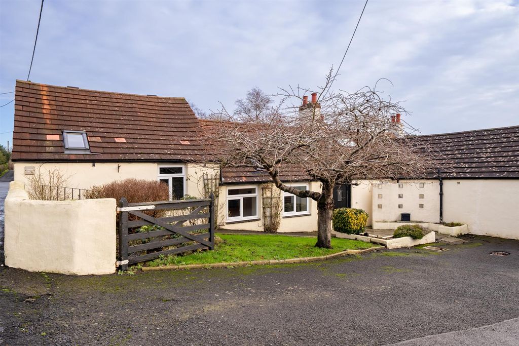Property photo 1 of 12 Dairy_Cottage_Ayton-01.Jpg