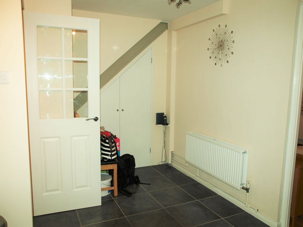 Property photo 3 of 15 Dining Area